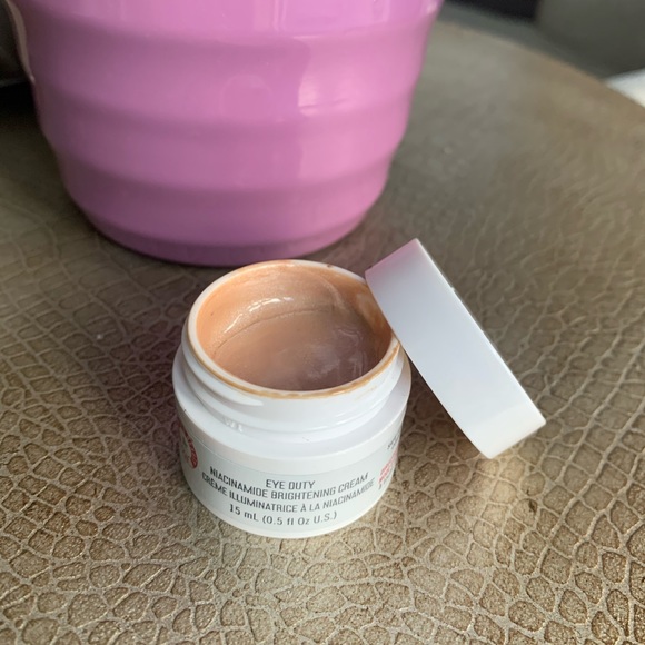 First Aid Beauty Set - Picture 4 of 4